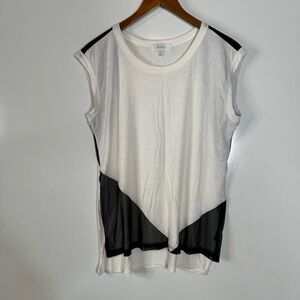Jaye.e Mesh Detail Top Size Medium